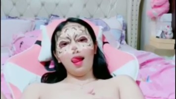 Virra Cewek Jawa Cantik Pamer Tubuh Mulus