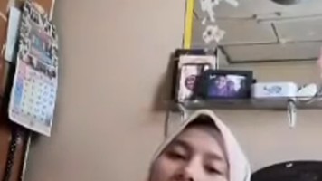 ABG Ukhti Colmek