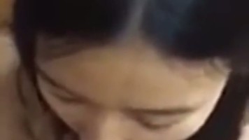 Di Paksa Kakak Sepongin Titit Crot Di Muka